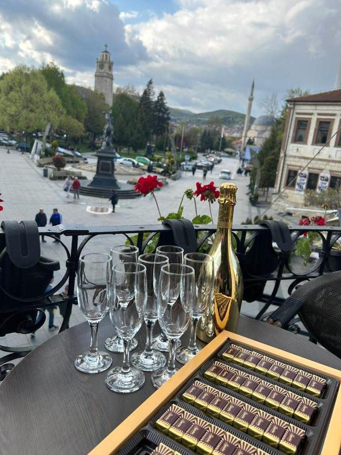 City House Central Bitola Bagian luar foto