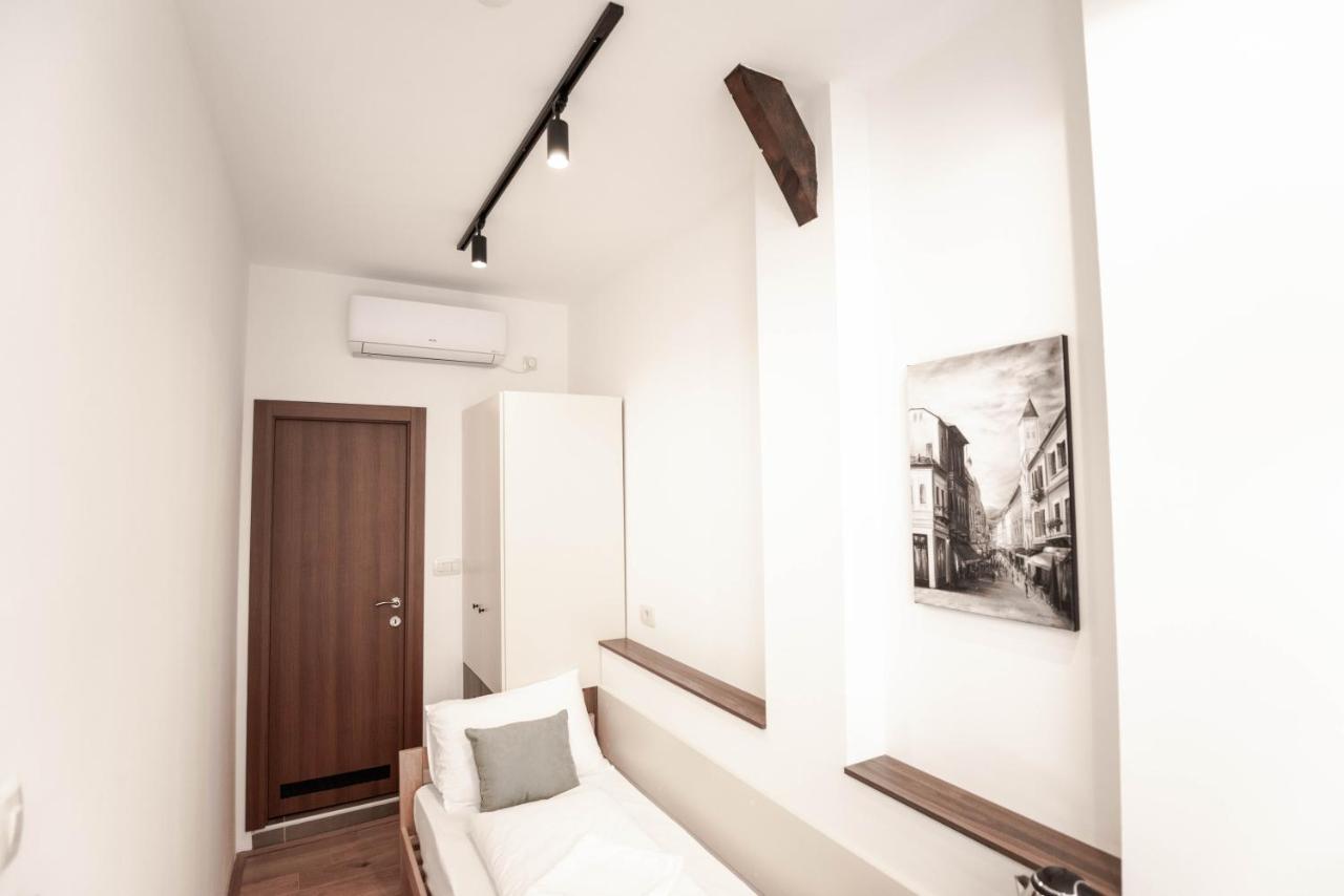 City House Central Bitola Bagian luar foto