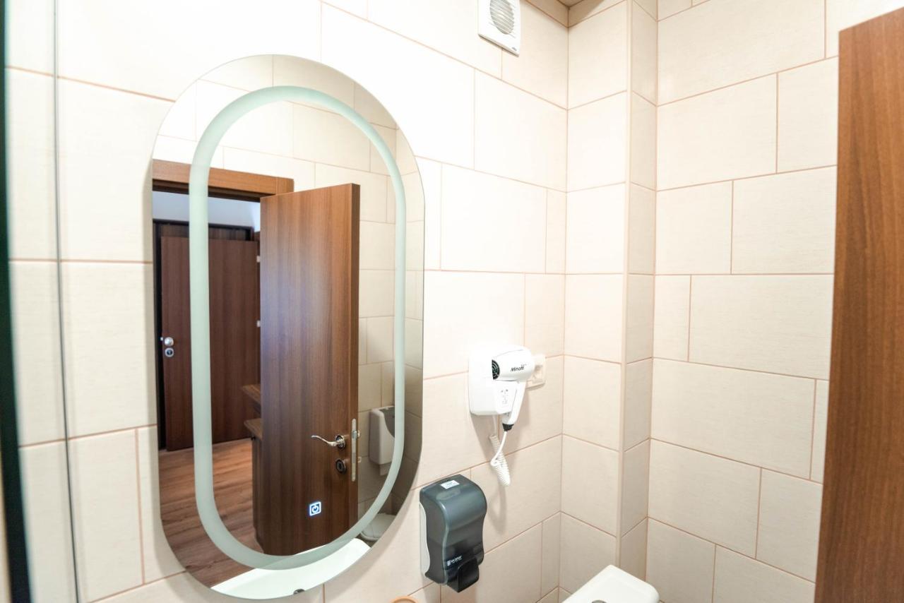 City House Central Bitola Bagian luar foto
